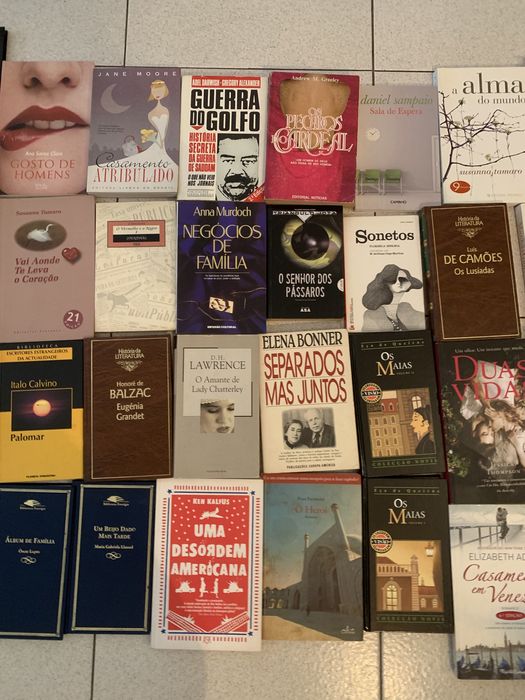 Vendo livros - em conjunto ou em separado
