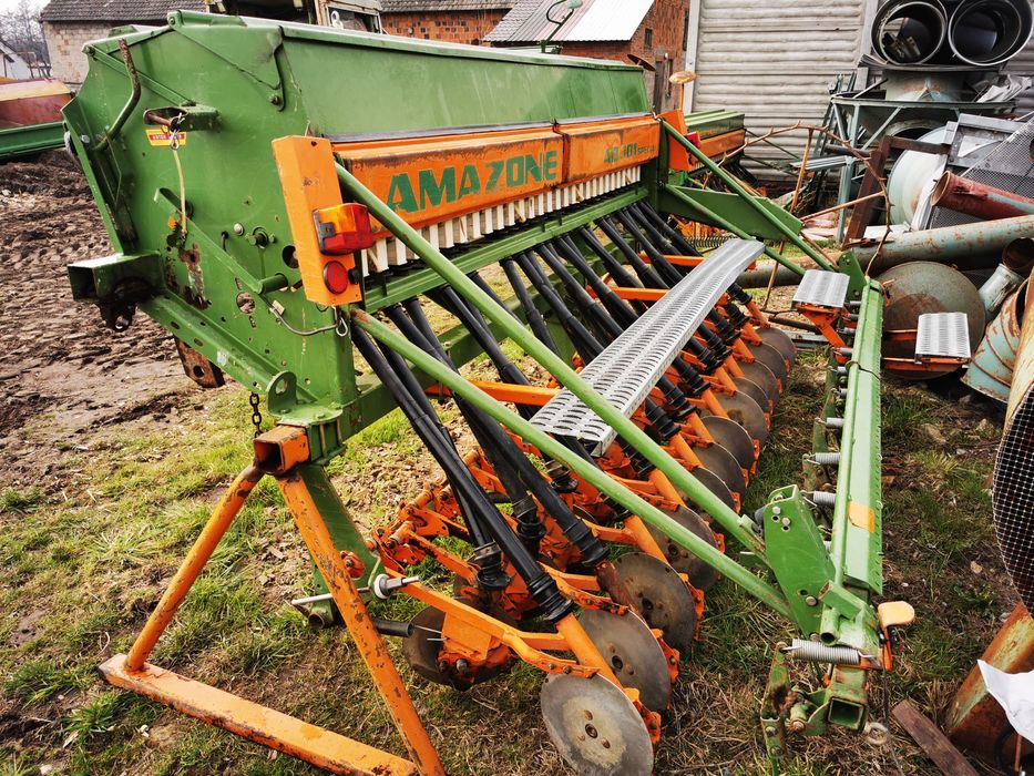 Siewnik Amazone AD 301  3m talerzowy