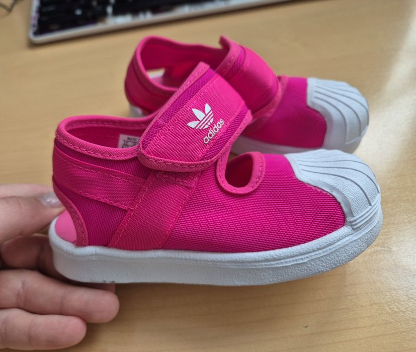 Sandałki dziecięce Adidas Superstar 23 różowe dla dziewczynki Nowe