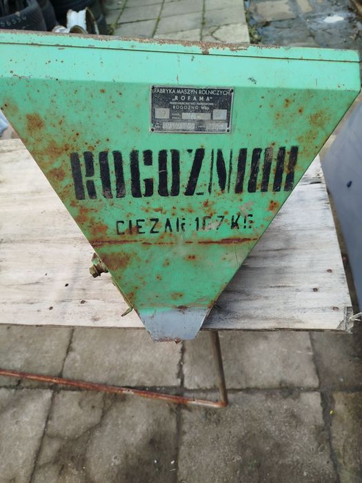 Lej zasypowy śrutownika