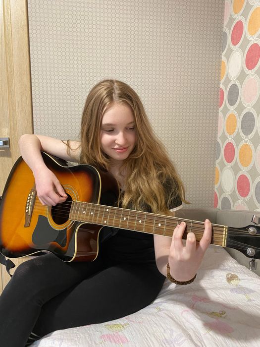 Уроки гри на гітарі