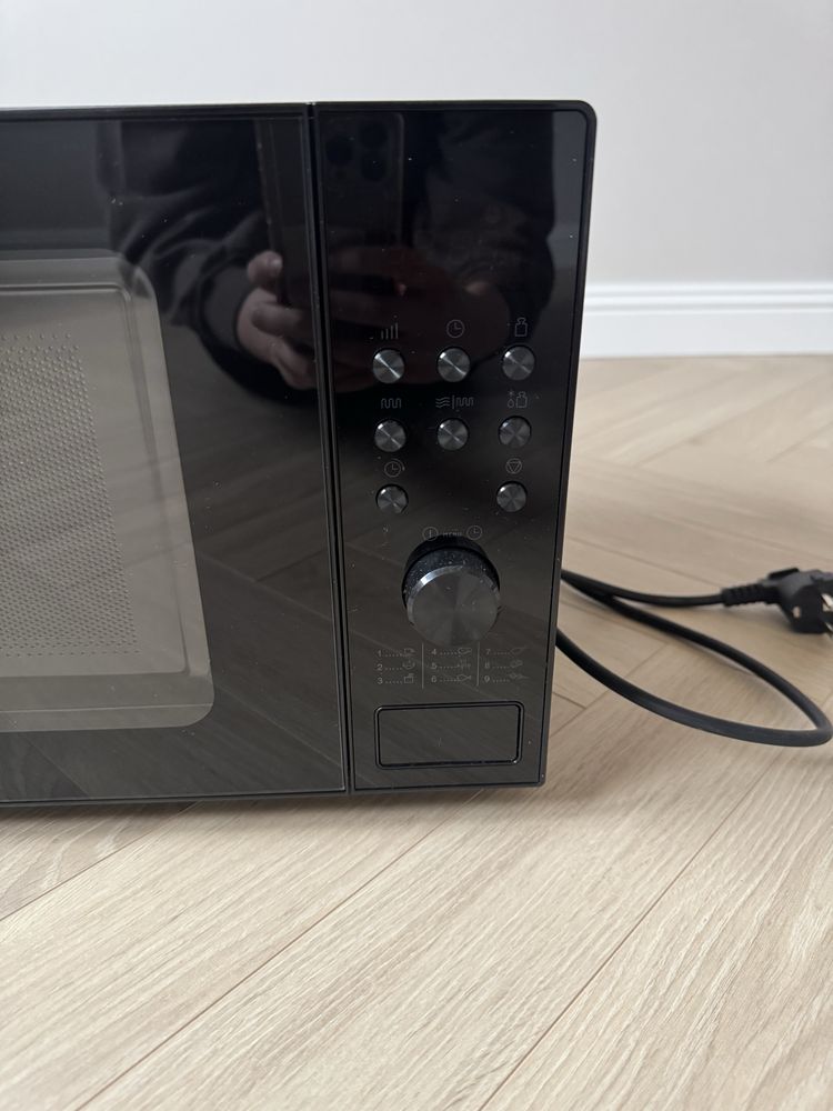 Kuchenka mikrofalowa Amica AMGF20E1GB Grill