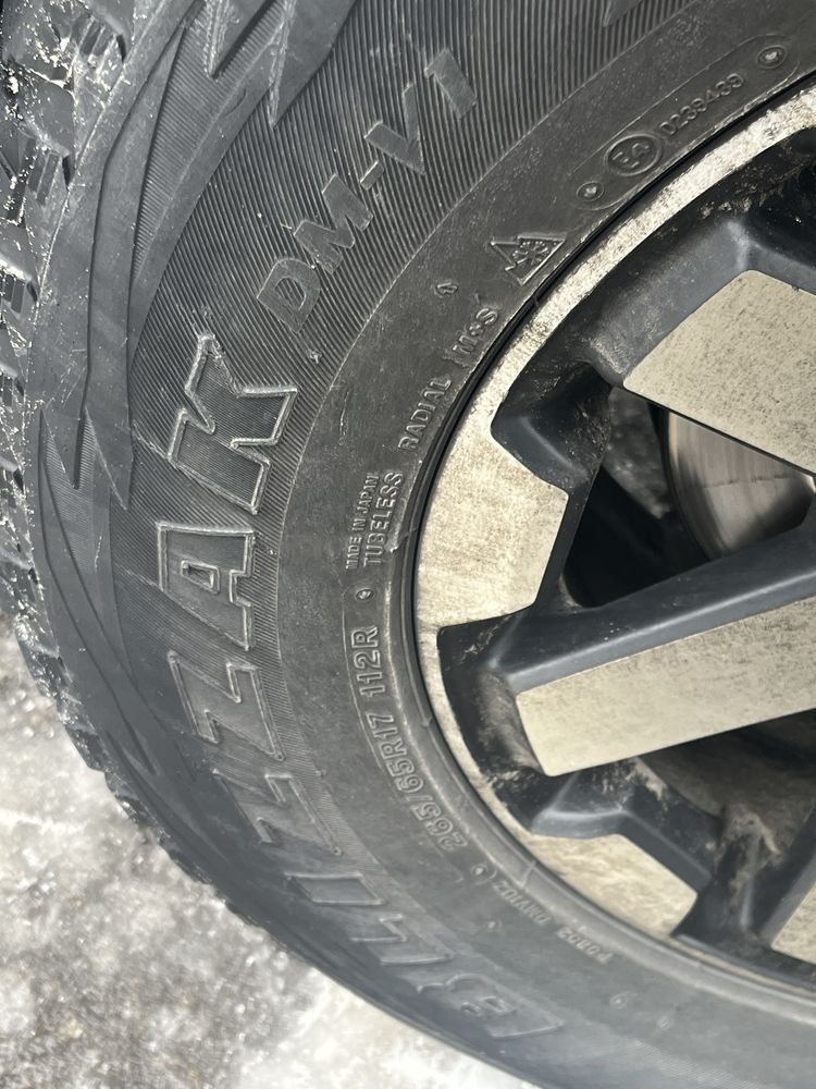 Шины Bridgestone Blizzak DM-V1 265/65 R17