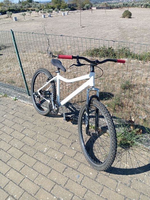 bicicleta de dert jump