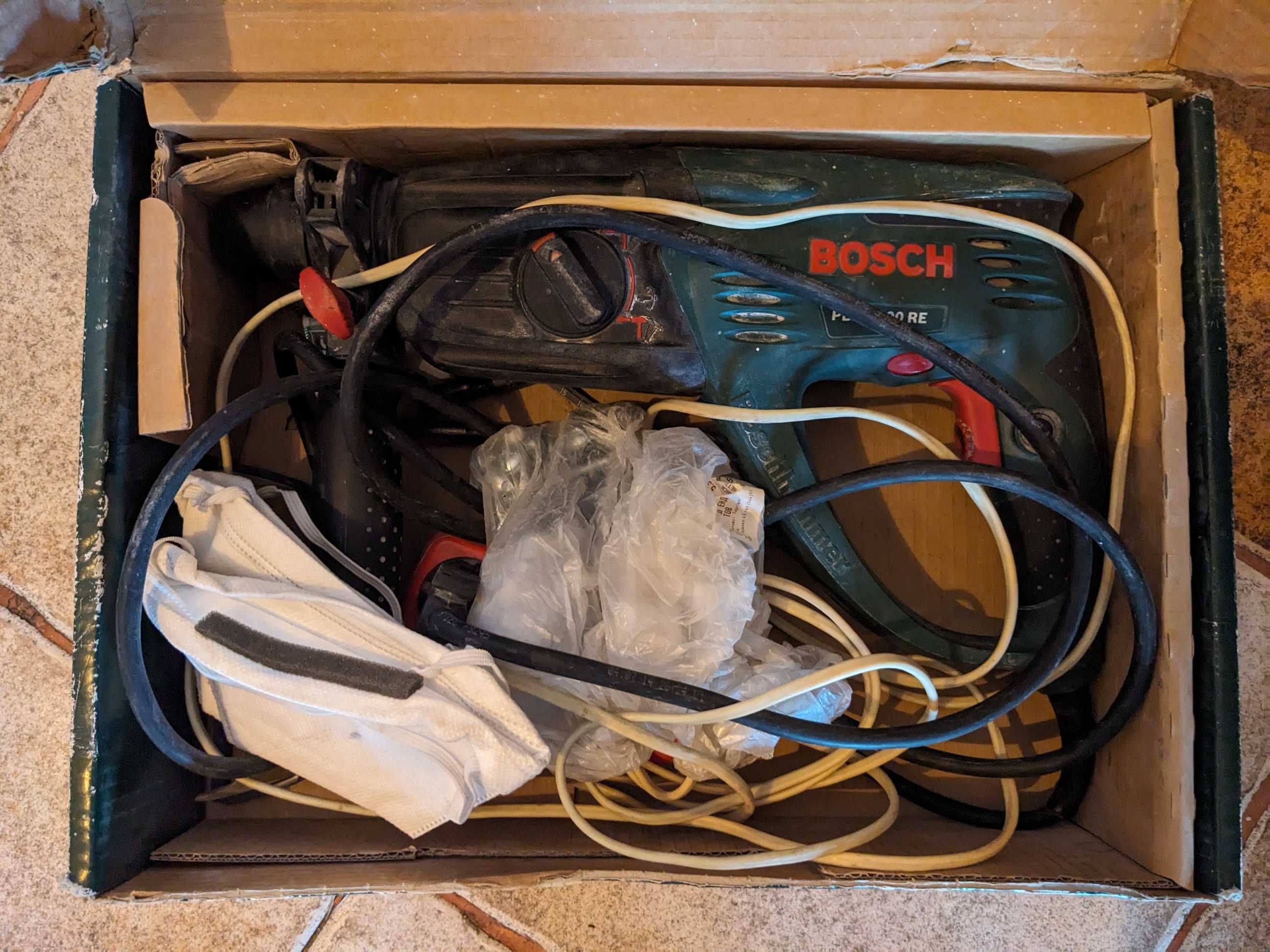 Перфоратор Bosch PBH 2900