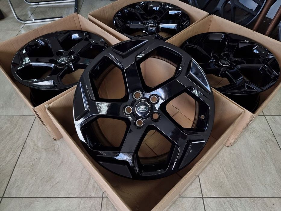 Czarne Alu Felgi 20 Cali Land Rover Range Rover Sport Discovery 3/4/5