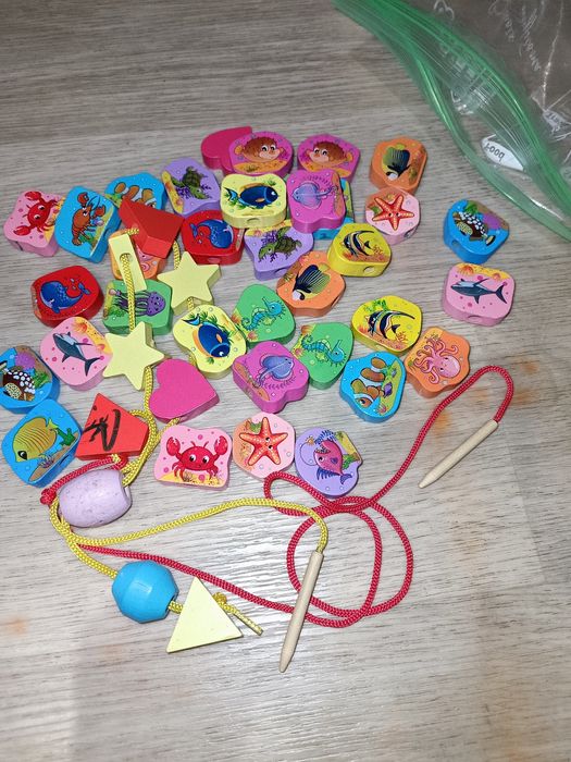 Развивающая игра бусинки