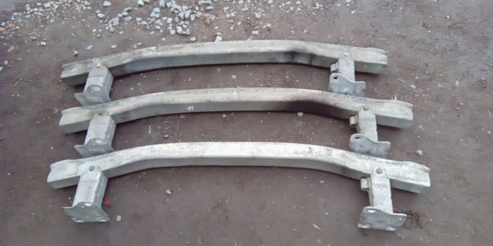 Усилитель Підсилювач Бампера Рено Сценік 2 Renault Scenic 2 Megane 2