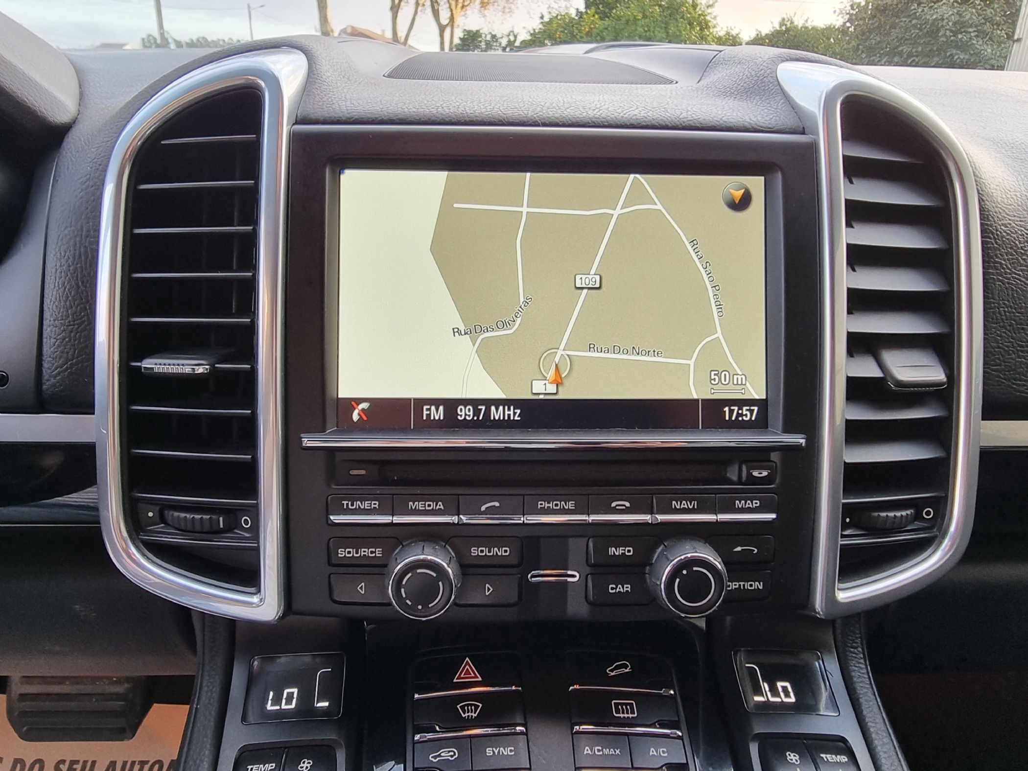 Porsche Cayenne II Platinum Edition