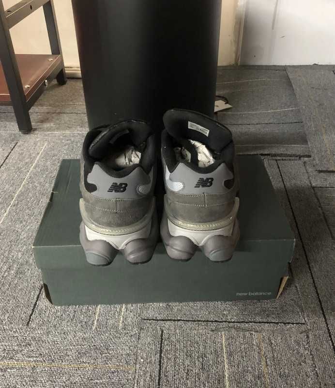 nowy/NewBalance9060CzarnyCastlerockSzary unisexTrampki r.45