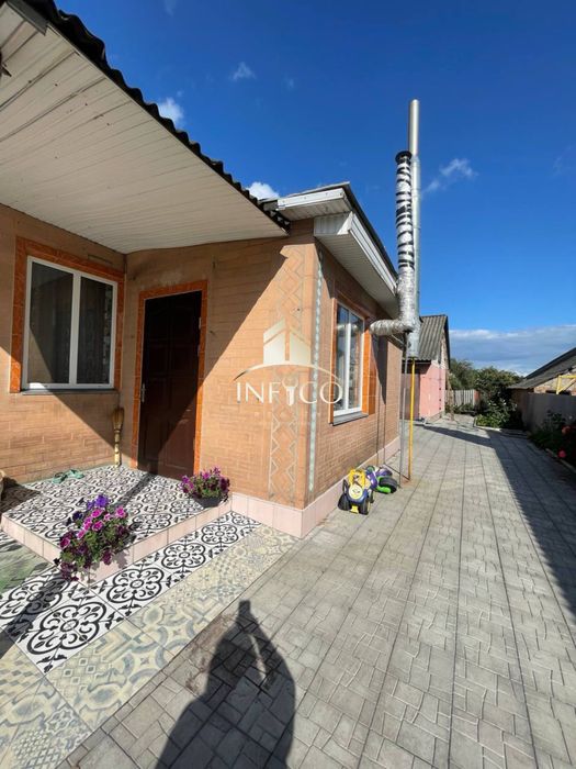 Будинок на продаж