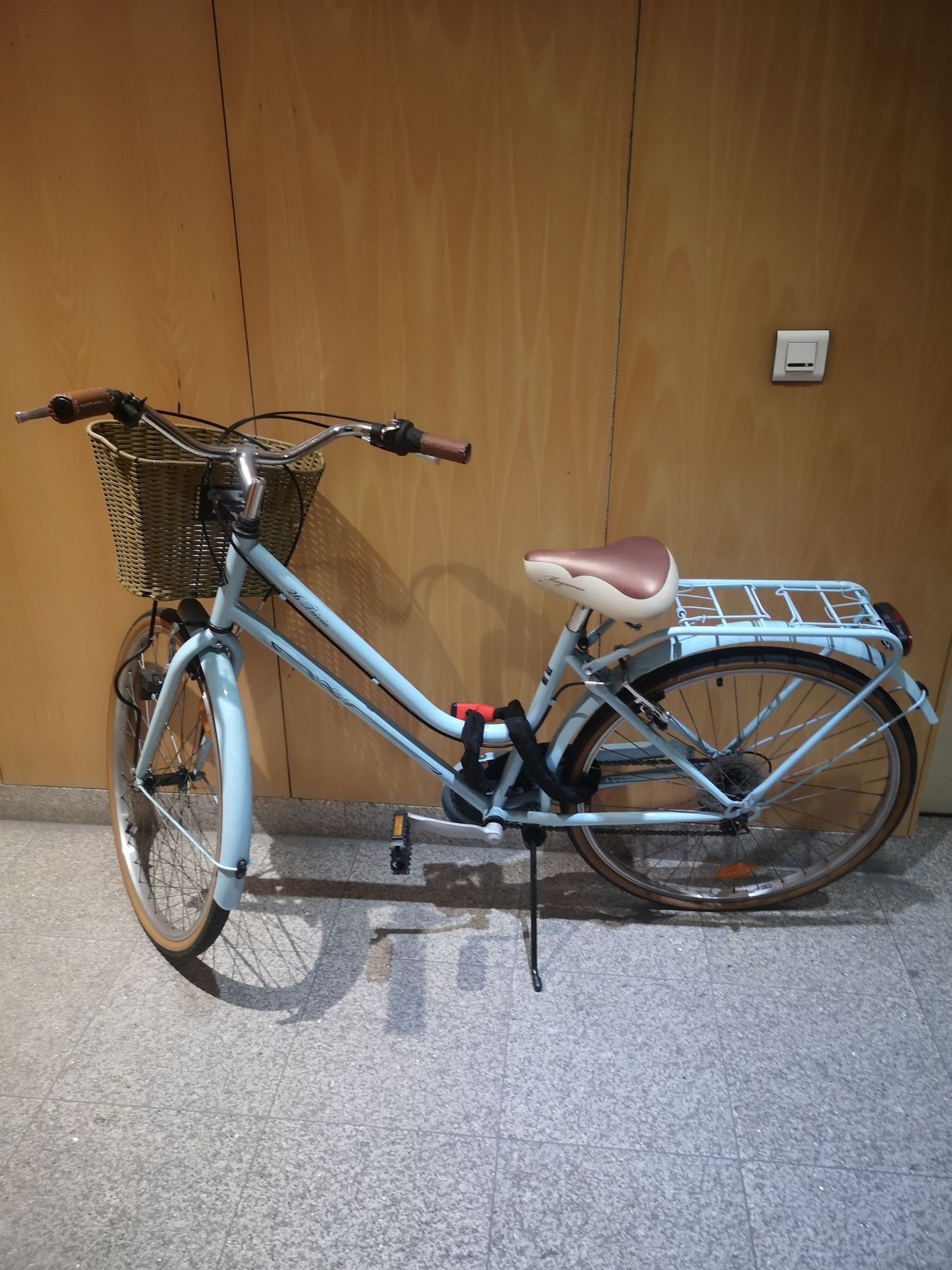 Bicicleta Megano Trivia 26