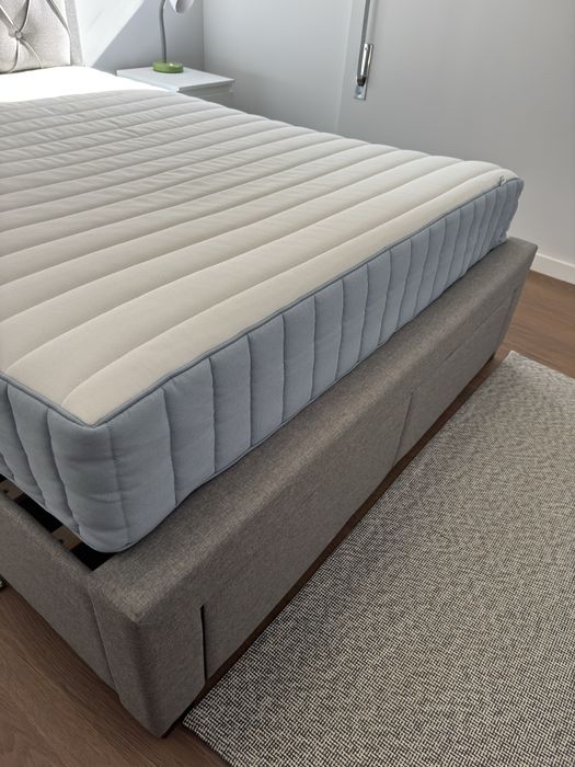 Cama de Casal 140x190 cm + Colchão