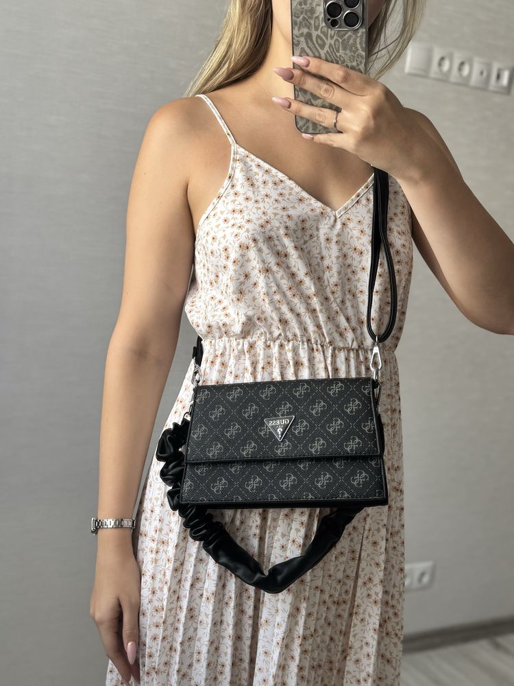Сумочка Guess нова