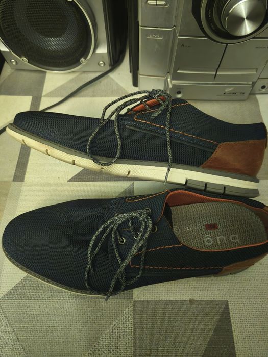 Шикарні  темно-сині туфлі дербі Bugatti