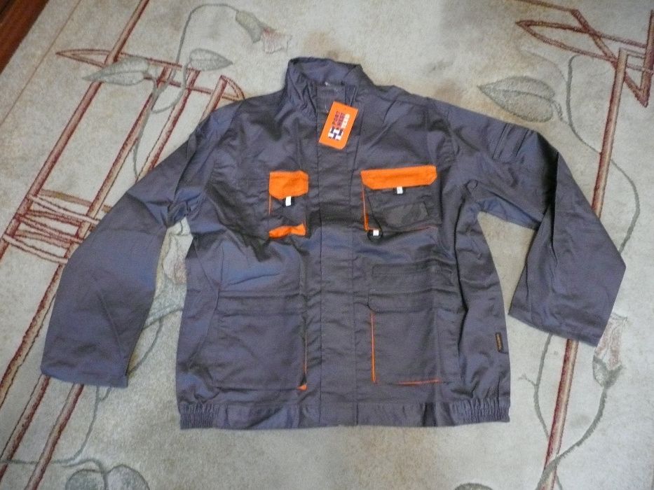 Ubranie robocze bluza plus spodnie.