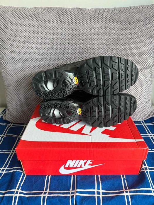 Buty meskie Nike Air Max Plus TN Black R.45