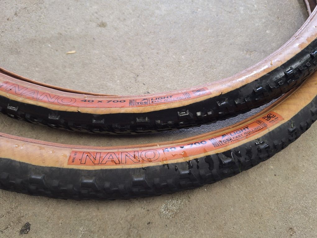 Opony 2szt rowerowe WTB NANO 700x40c tubeless