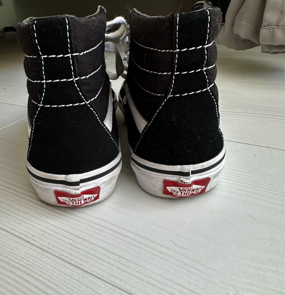 Детские высокие кеды Vans Sk8-Hi в ОТЛИЧНОМ с-и (35 р.)