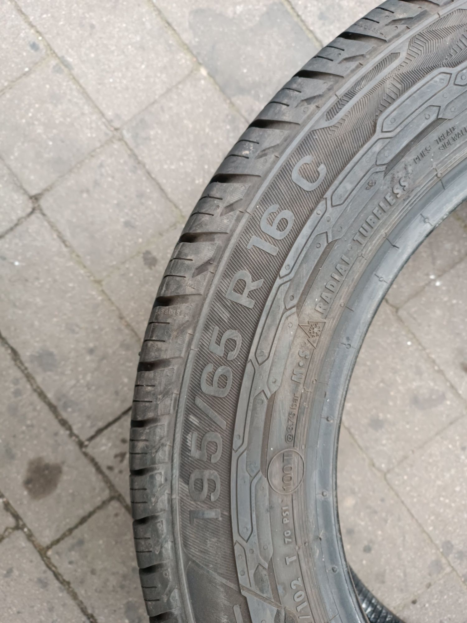 195/65R16C Uniroyal AllSeasonMax