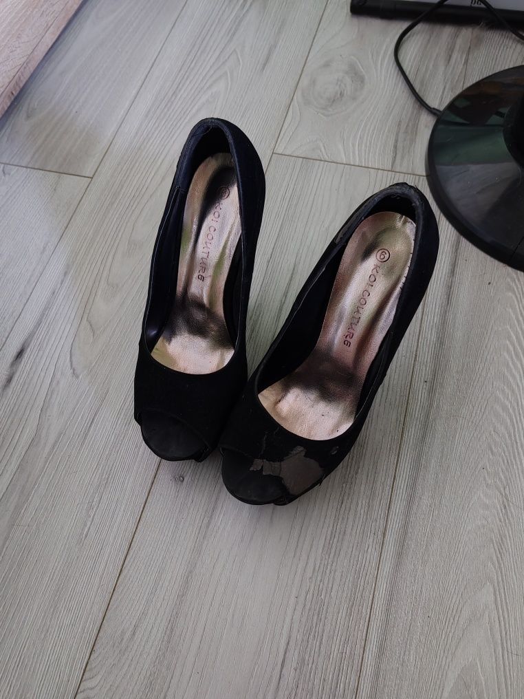 Buty damskie zamszowe