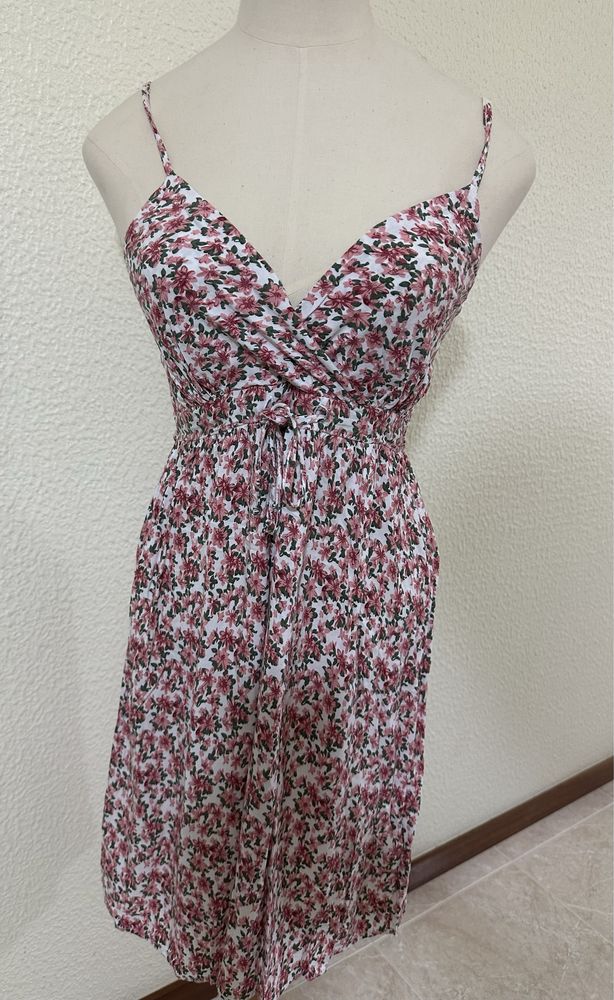 vestido com flores
