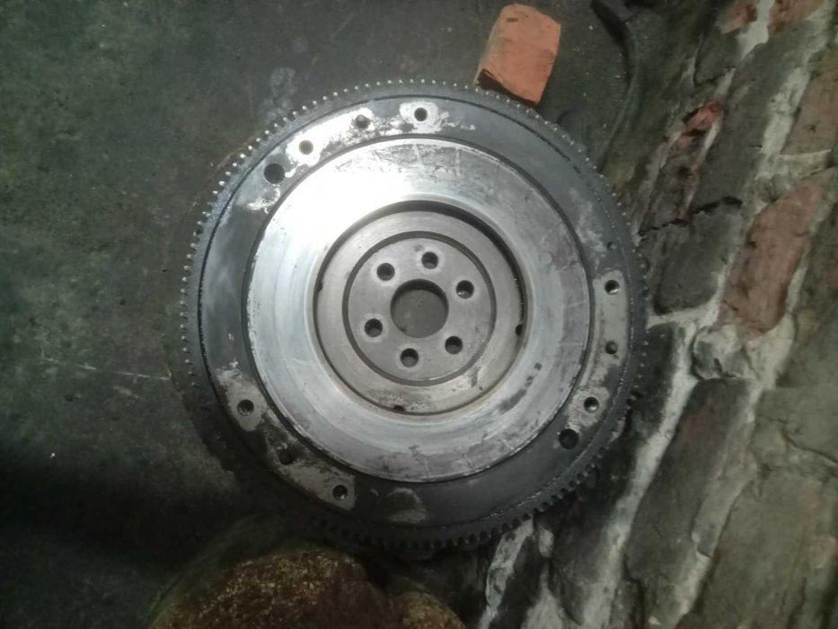 маховик ваз 2110 16 кл