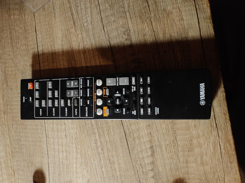 Pilot do amplitunera Yamaha