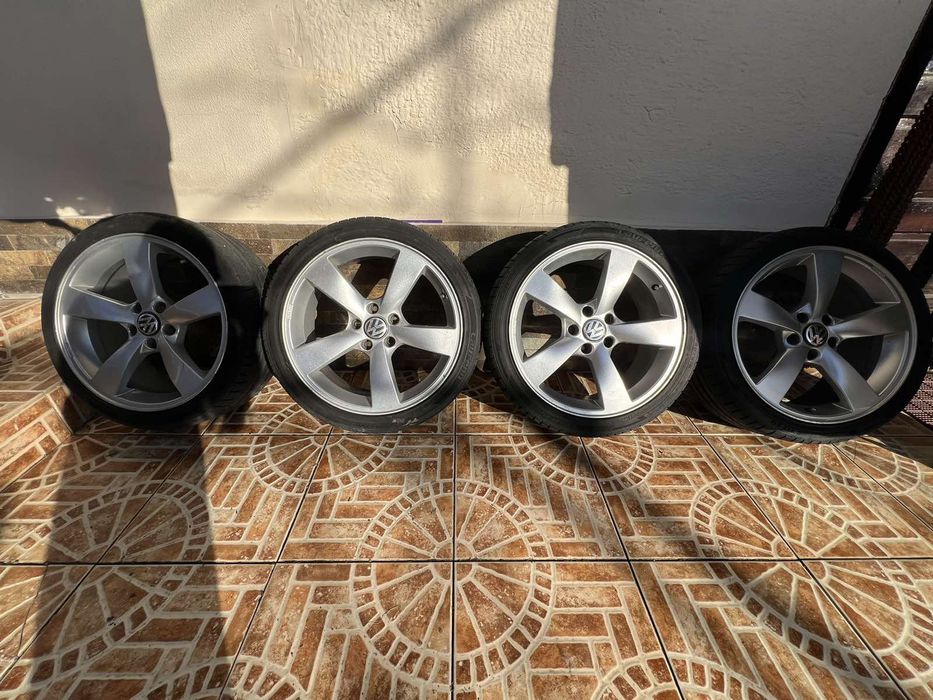 Диски з колесами