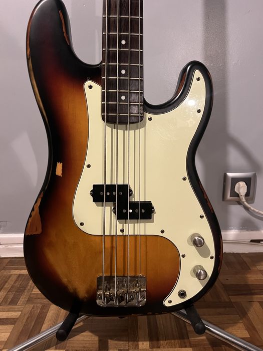 Baixo precision vintage Icon series v4