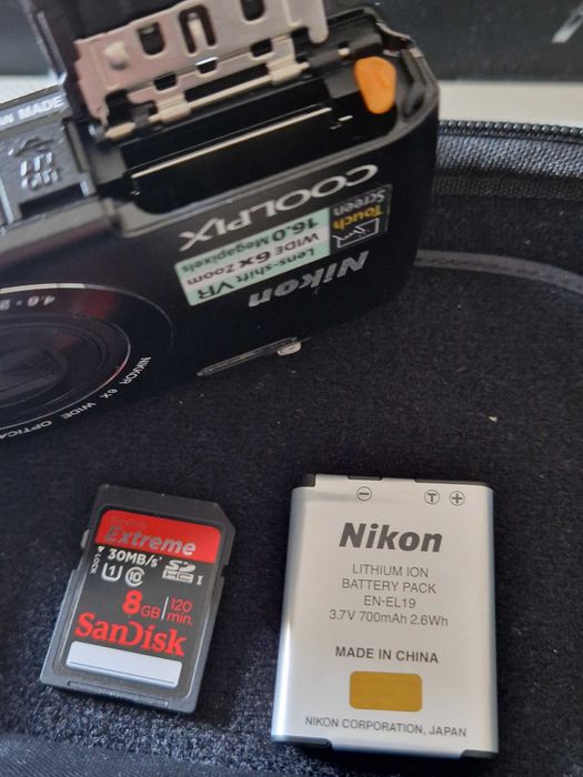 Aparat kompaktowy Nikon Coolpix S 4300 z Dotykowym Ekranem Stan Ideał