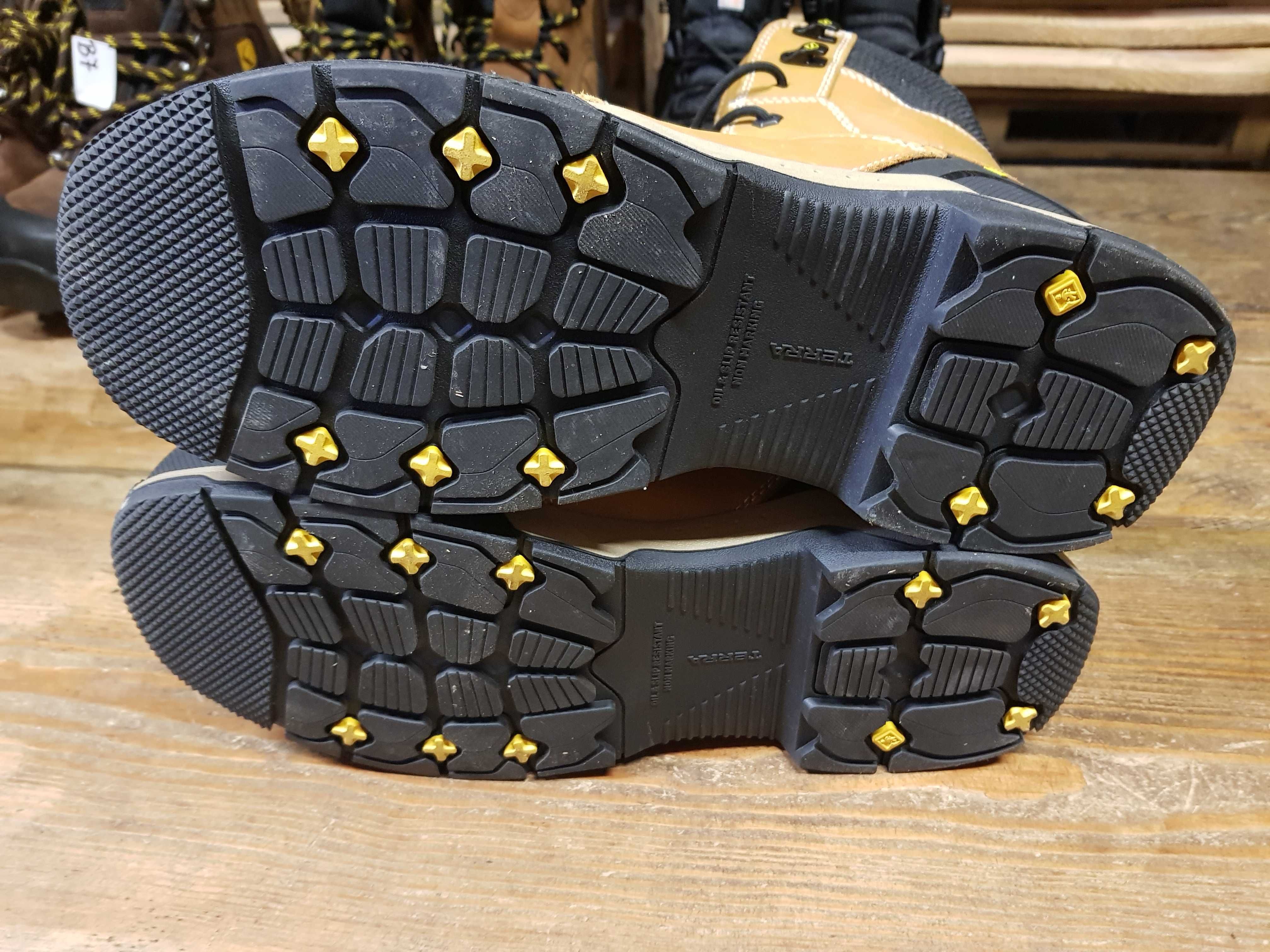 Buty robocze TERRA rozm 43,5 wkł 29,5 cm S3