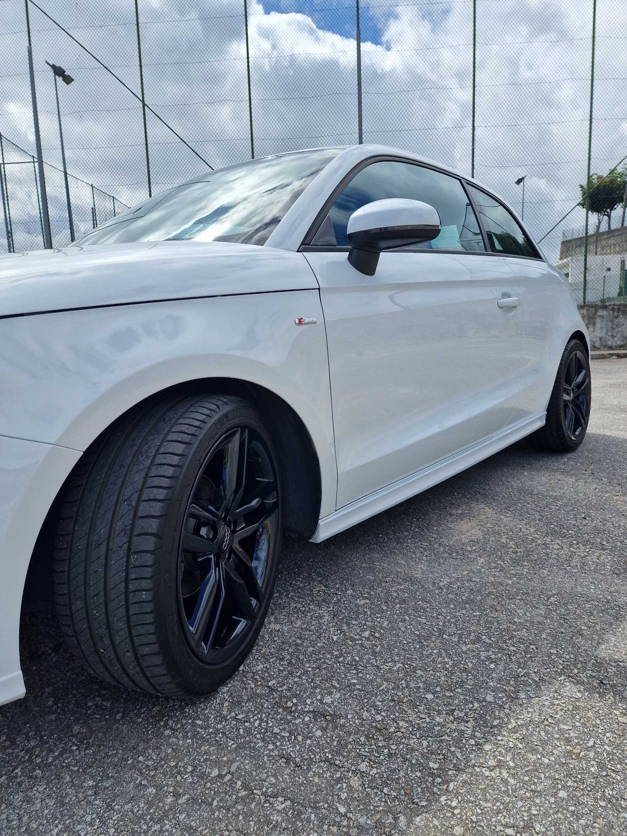 Audi A1 tdi S LINE