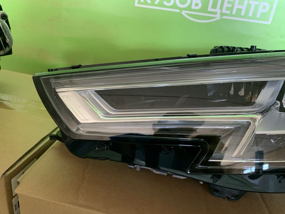 Фары передние Audi A4 B9 2016-2019 фари фара левая правая ауді а4 б9