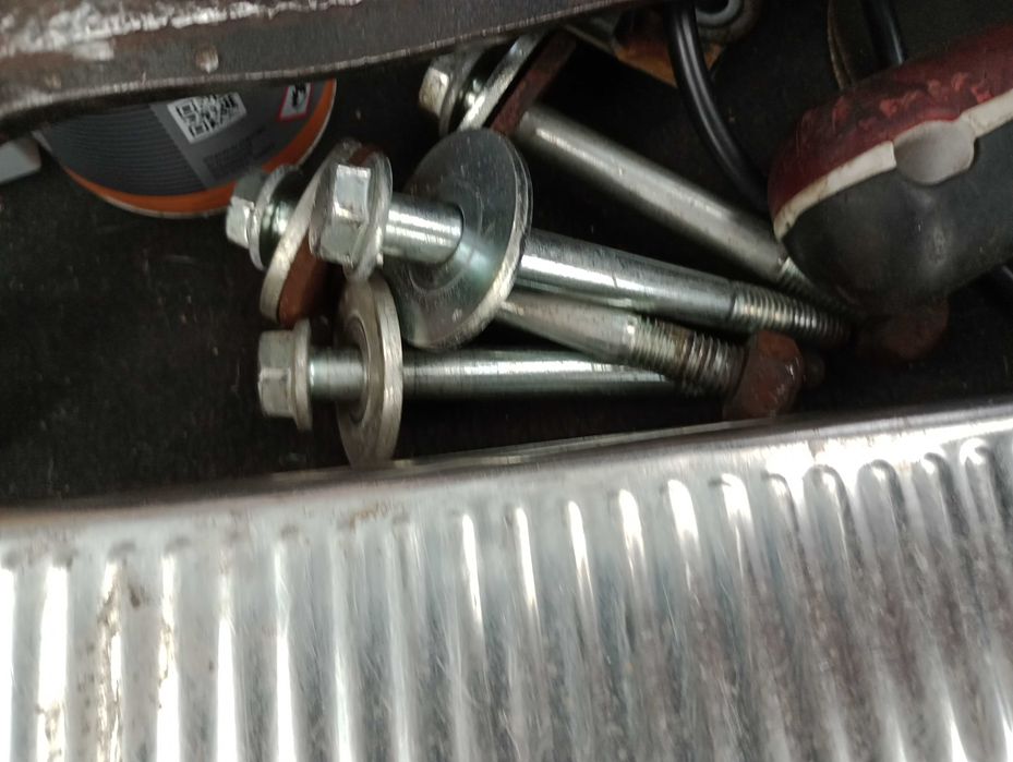 Audi A6 C5 1997 -2004 hak holowniczy BOSAL komplet WESTFALIA odpinany
