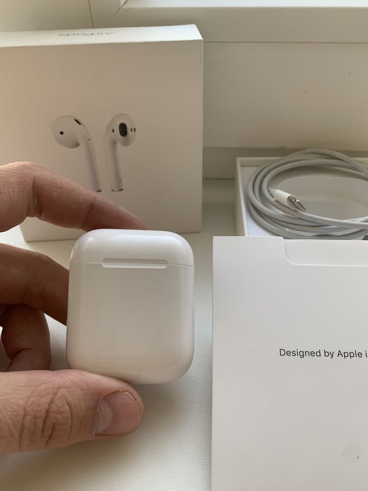 Airpods 2 срочно оригинал!