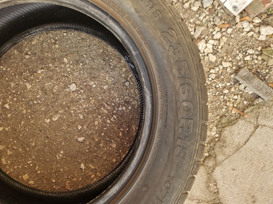 Шини зима CONTINENTAL 235/60 R18