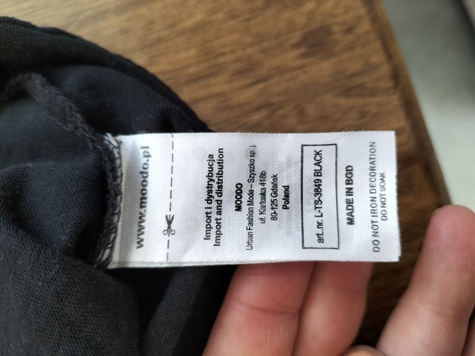 Koszulka damska z krótkim rękawem czarna