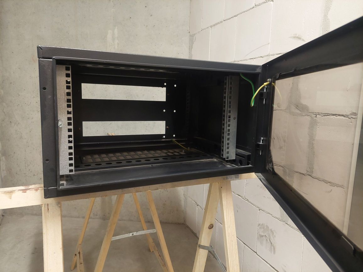 Szafa rack 6U MMC solidna