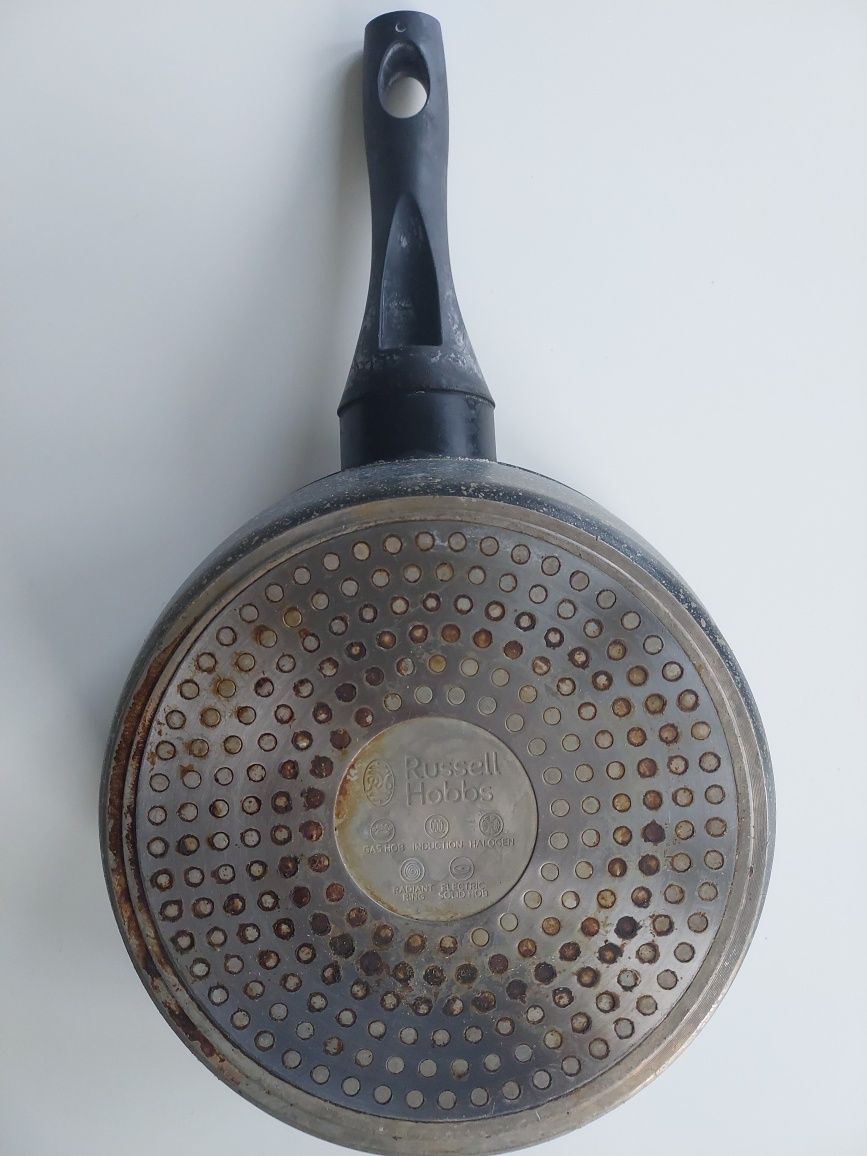 Sprzedam rondel 20 cm Russell Hobbs
