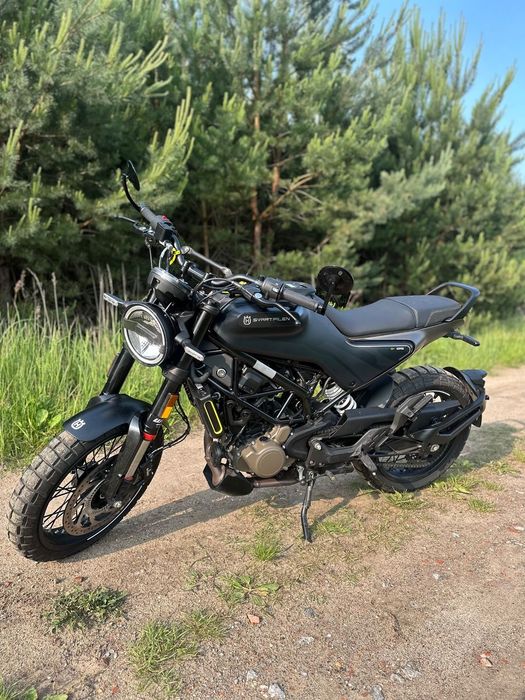 Husqvarna Svartpilen Husqvarna Svartpilen 125 - niski przebieg