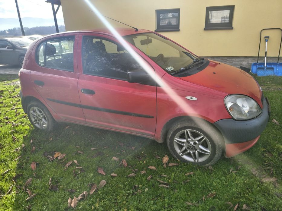 Sprzedam Toyota Yaris 1,0