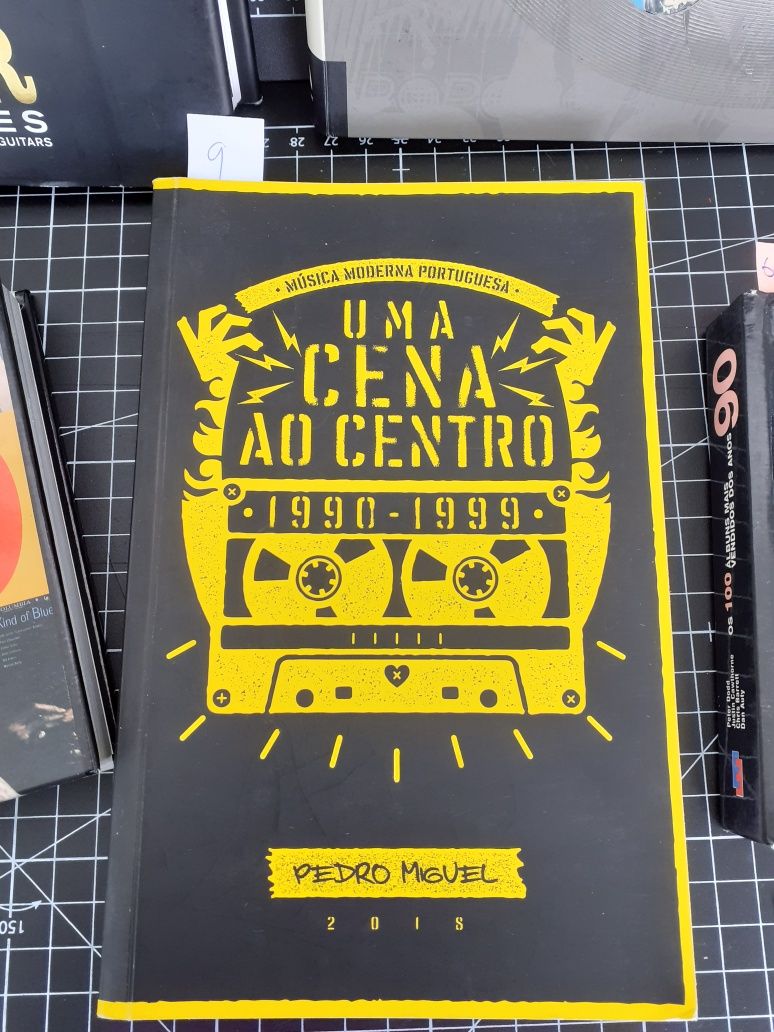 Livros Rock. music graphics,  Guitar Family trees, 100 álbuns anos 90