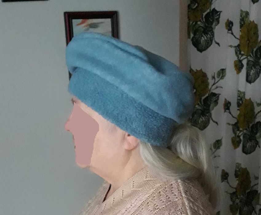 Beret ciepły z polaru,różne kolory.