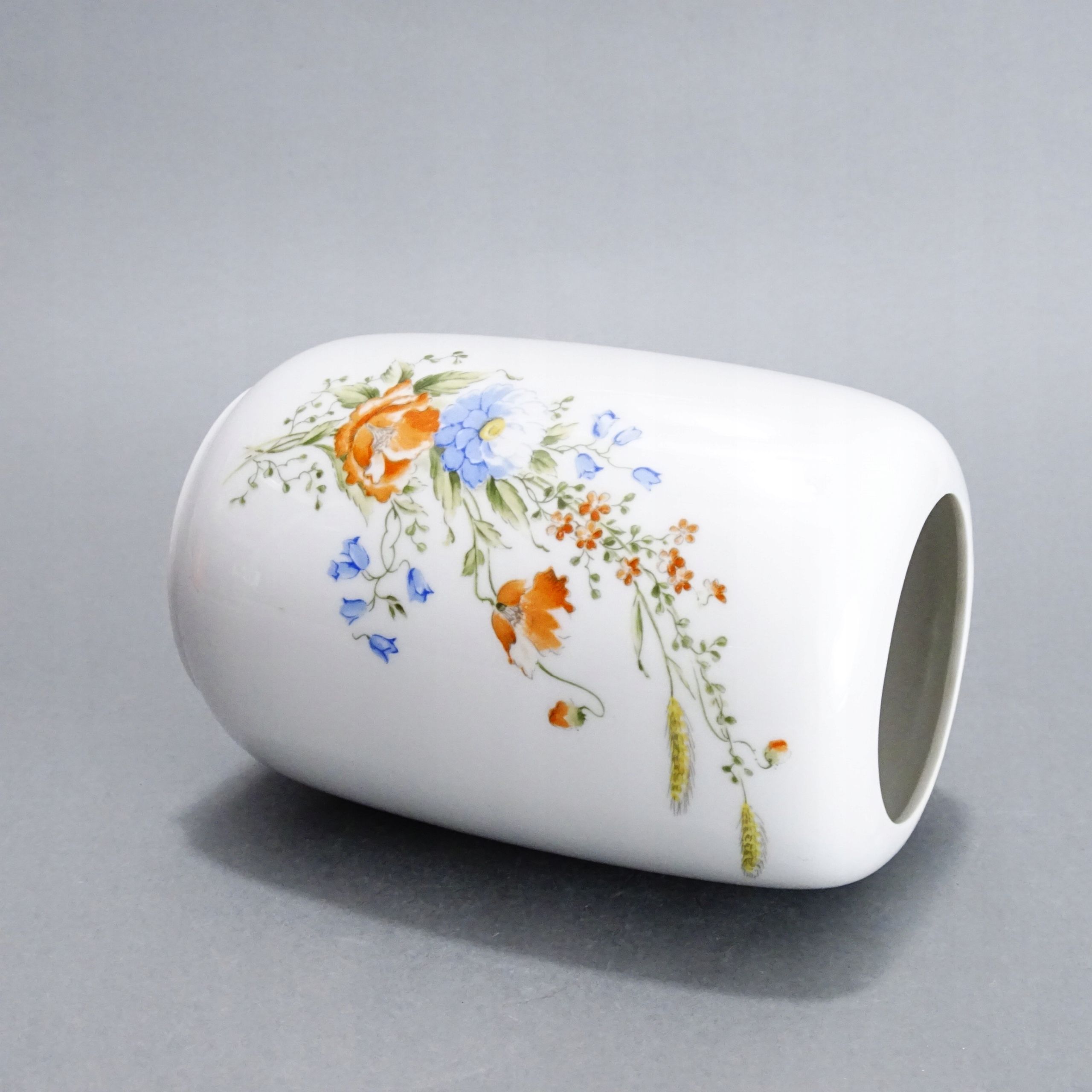 schumann piękny wazon porcelanowy łąka
