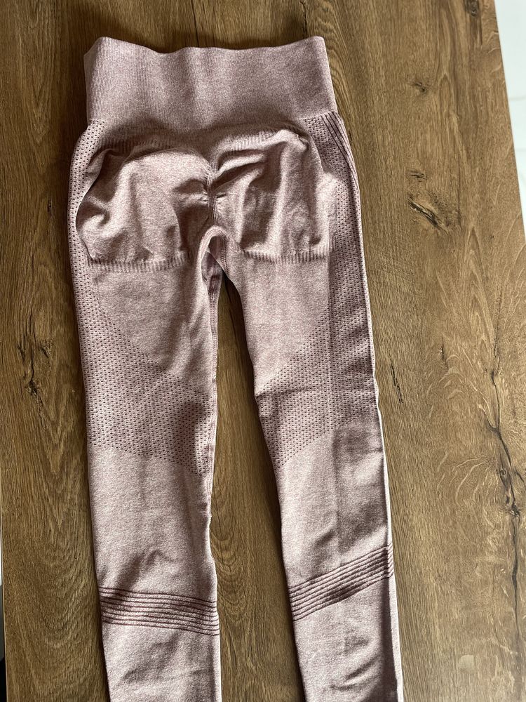 Damskie legginsy