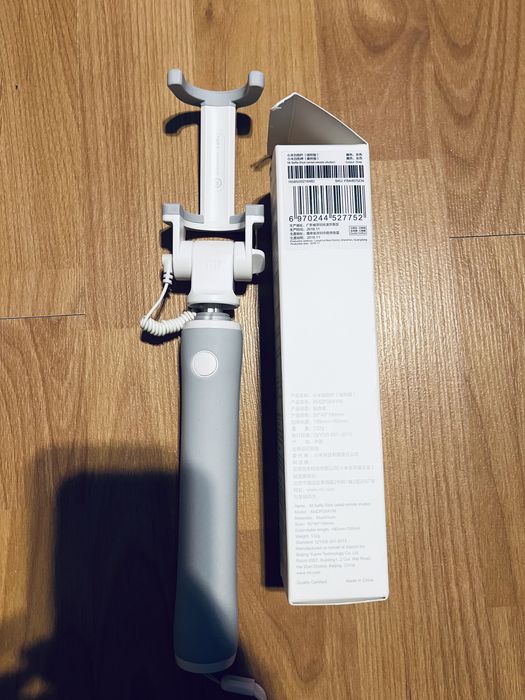 Монопод селфи палка для смартфона Xiaomi Selfi Stick Cable 3.5 White
