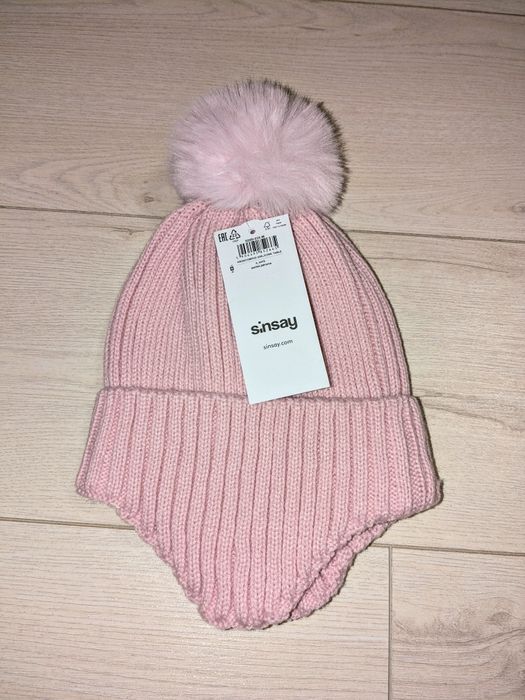 Нова тепла шапка шапочка на дівчинку sinsay
