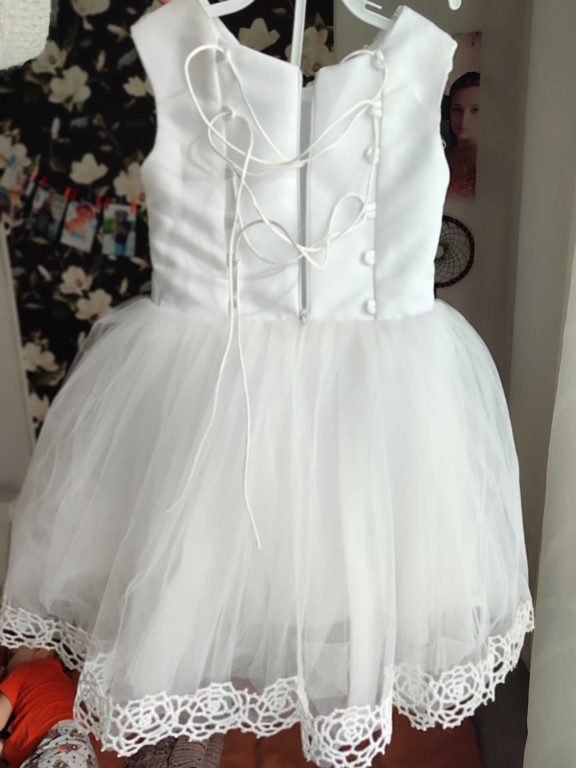 Сукня дитяча біла нарядна на 1.5 - 2 роки