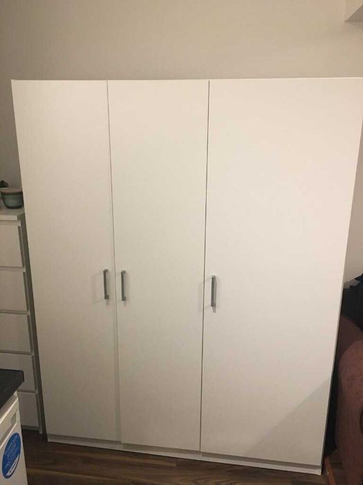 Roupeiro branco IKEA
